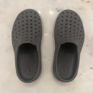 Native Miles Shoes Size 11